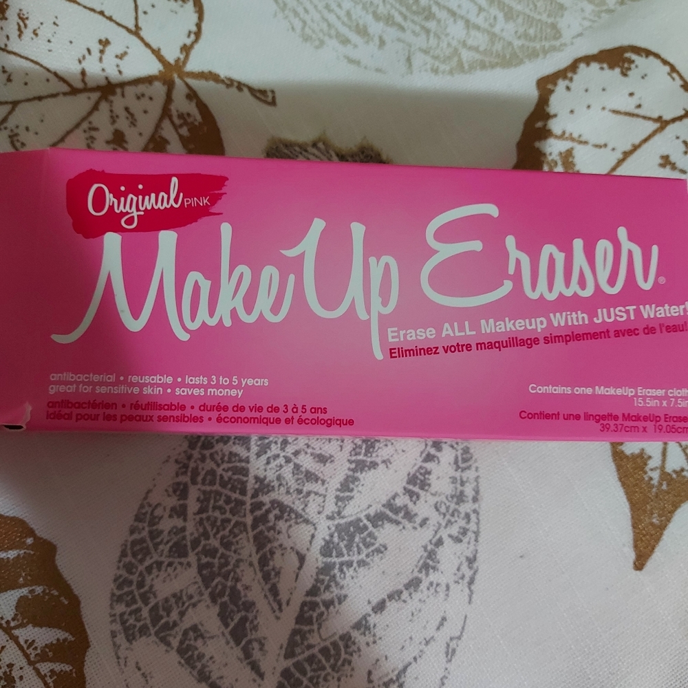 Makeup eraser